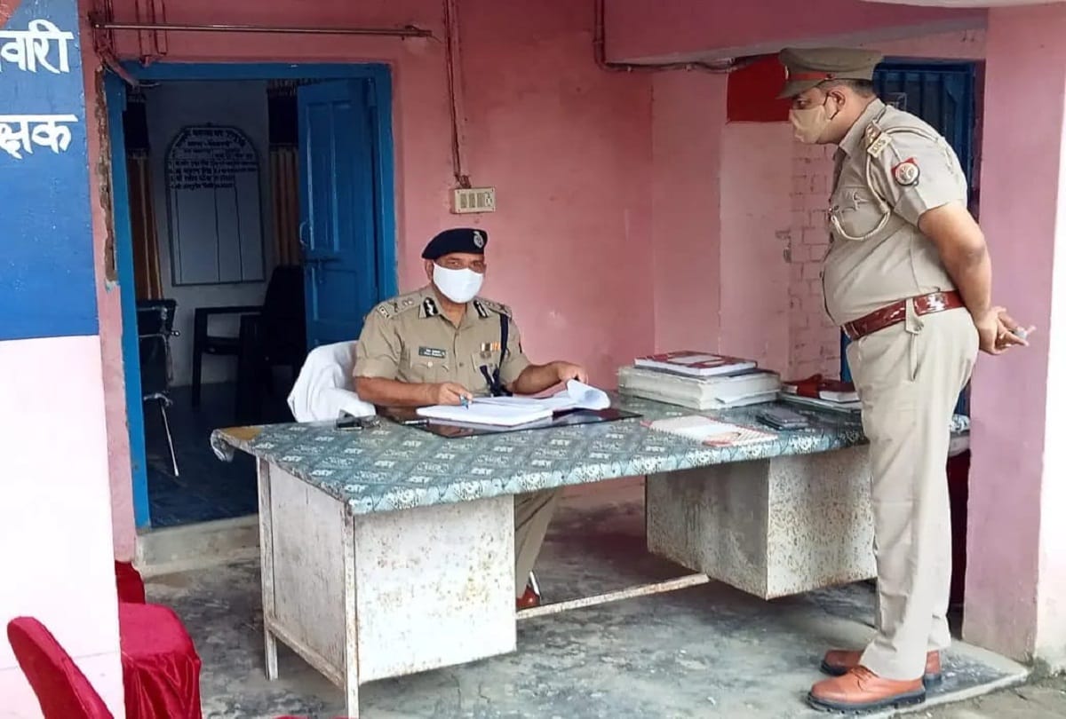 Three policemen found absent in ADG's inspection, suspended
