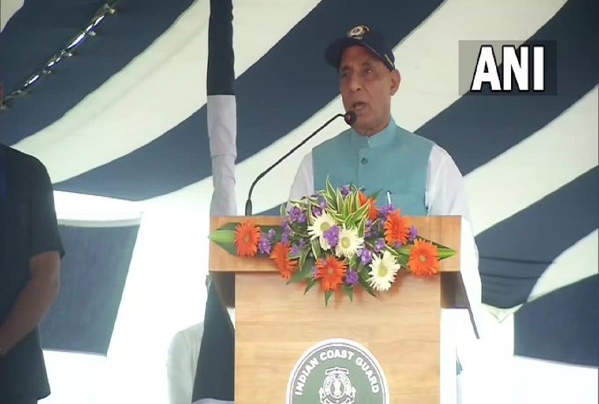 Defence Min Rajnath Singh at commissioning of Indian Coast Guard  offshore patrol vessel Vigraha