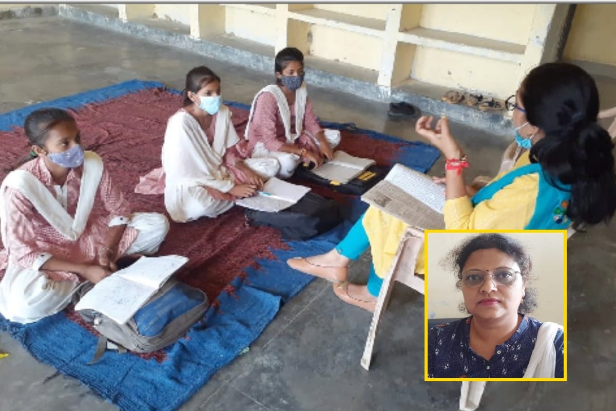 Claims of education systems failed: In Baghpat district of UP, girls forced to study on sackcloth