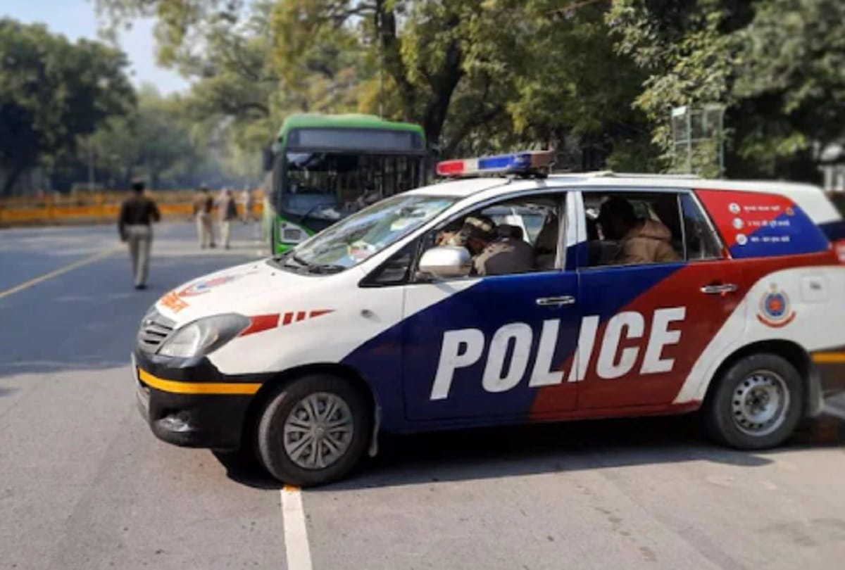 Action on eight Delhi Police personnel who kept silence on the crime