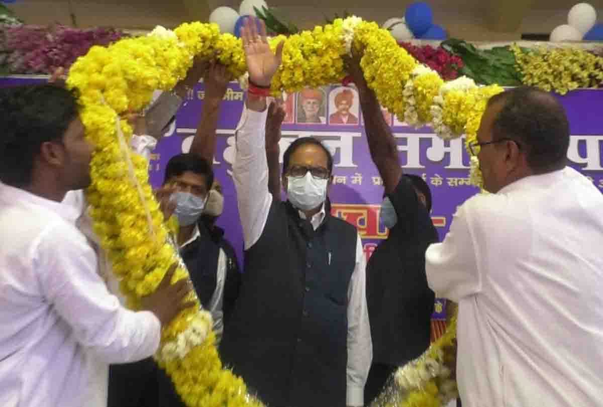 Satish Mishra gave statement against BJP, mahoba news