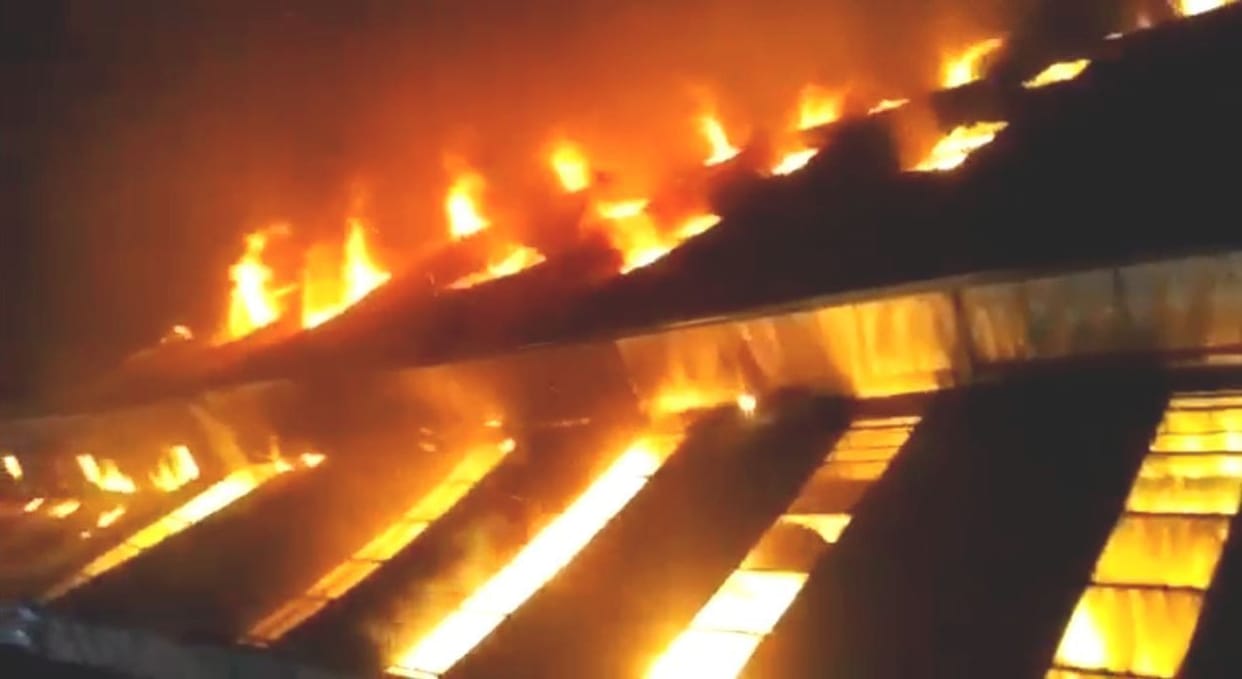 Massive fire in paper mill, loss of two crores