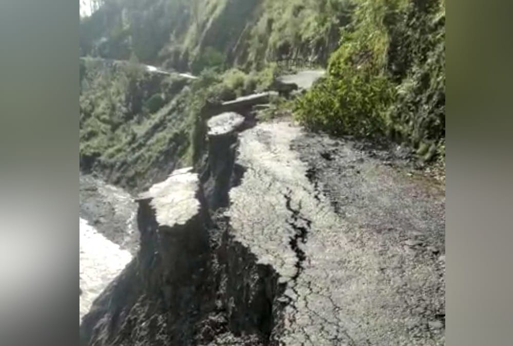 Uttarakhand Weather Today Latest News: 288 roads including four national highways Closed due to Heavy Landslide photos