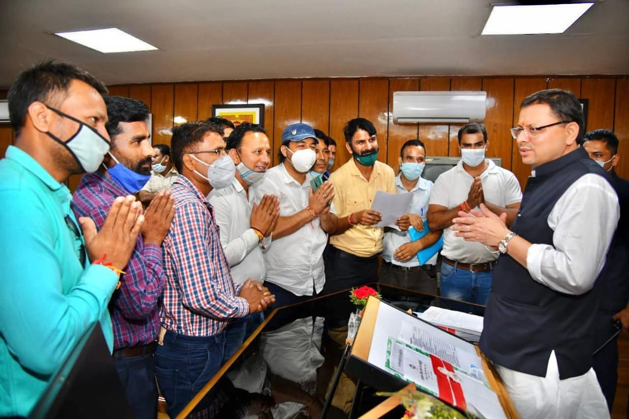 Unemployed Pharmacist met Chief Minister and Health Minister