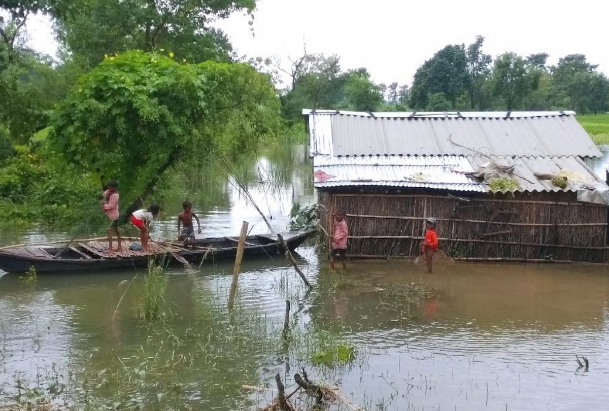 Nepal Flood after Heavy rain and landslide salt and sugar prices increased