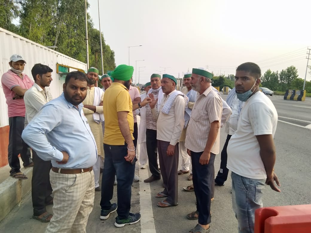 Villages within five km radius should be toll free