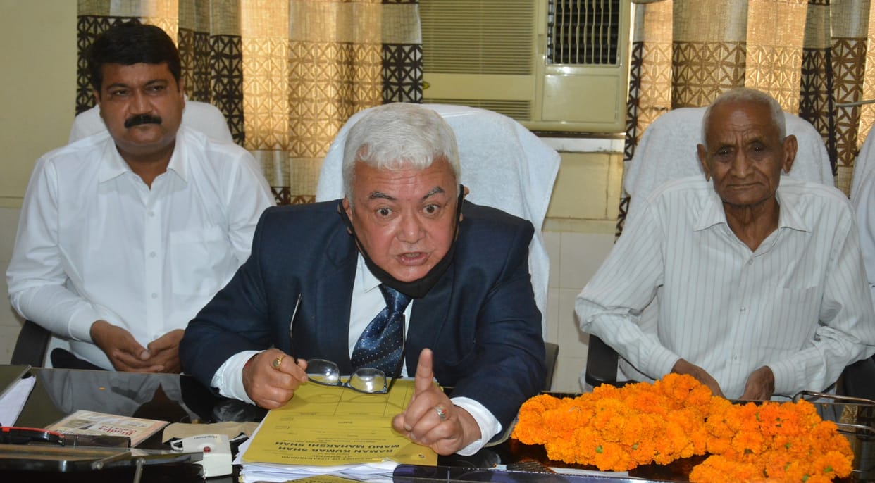 Will fight a strong legal battle against then DM Ananth Kumar: Shah