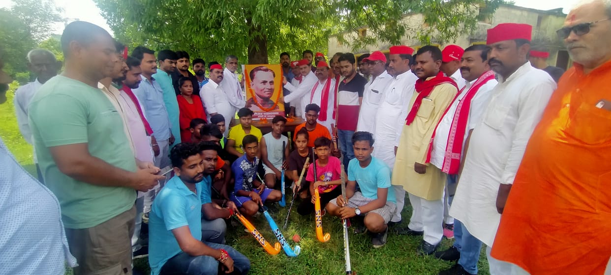 Sonbhadra: BJP government playing with talents, players surrounded the program on sports day