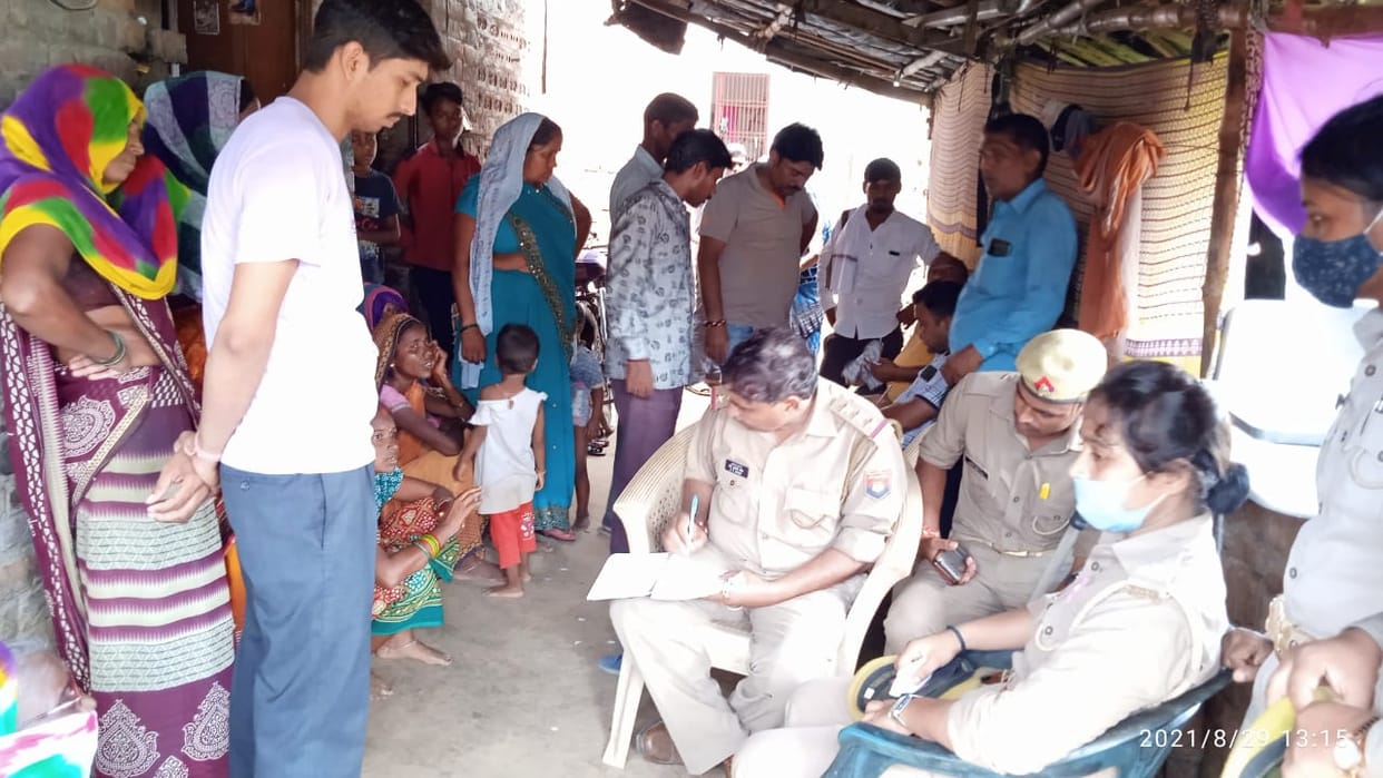 old man murder in Varanasi police Five constables including ASI suspended  Fight Between Two Brothers Over Ghosts