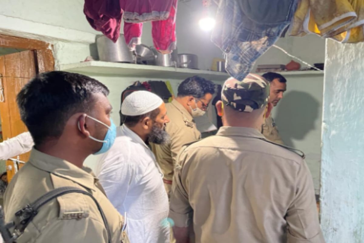 married woman murdered after four months of marriage in bijnor for dowry