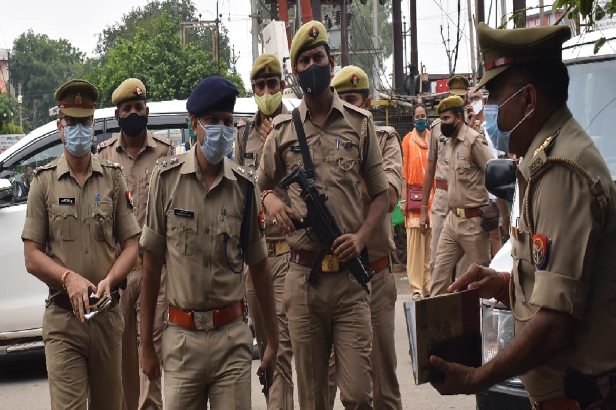 Meerut Crime News: people were making videos from mobile during the murder of councilor Zuber