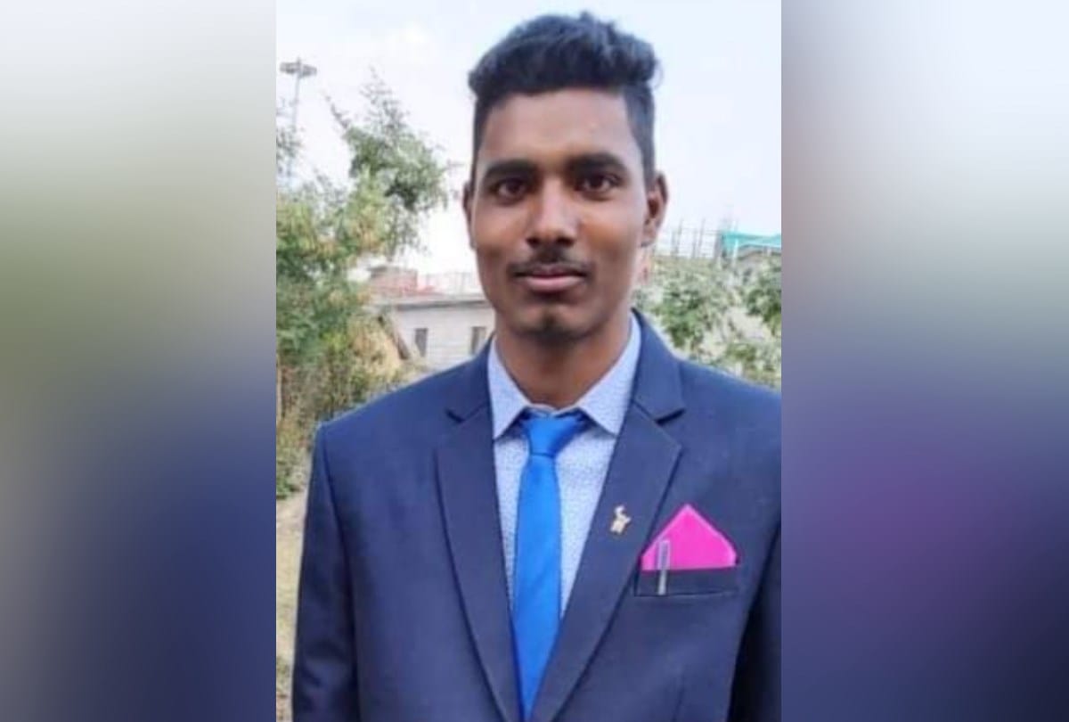 tokyo paralympics silver medal winner Nishad kumar story