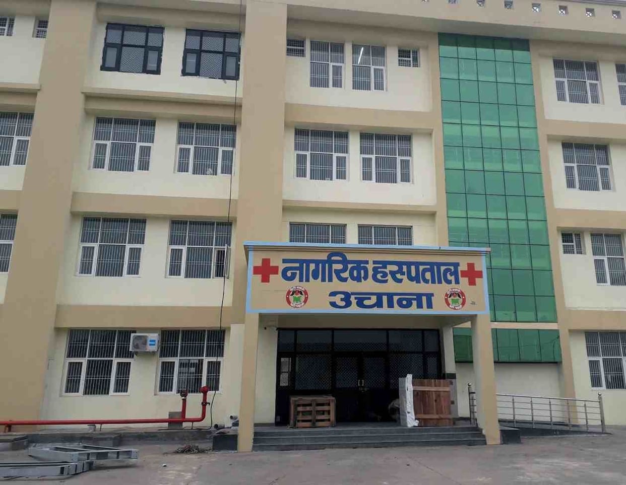 A doctor in a 50-bed hospital with a population of two lakhs in the Deputy Chief Minister's assembly constituency
