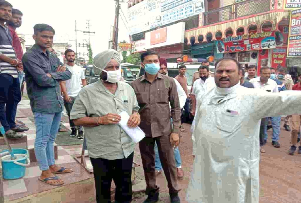 protest of minister