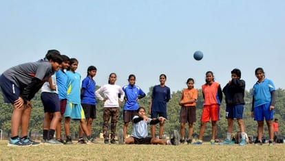 National Sports Day 2021: athletes and players Nursery being prepared in up college ground of Varanasi