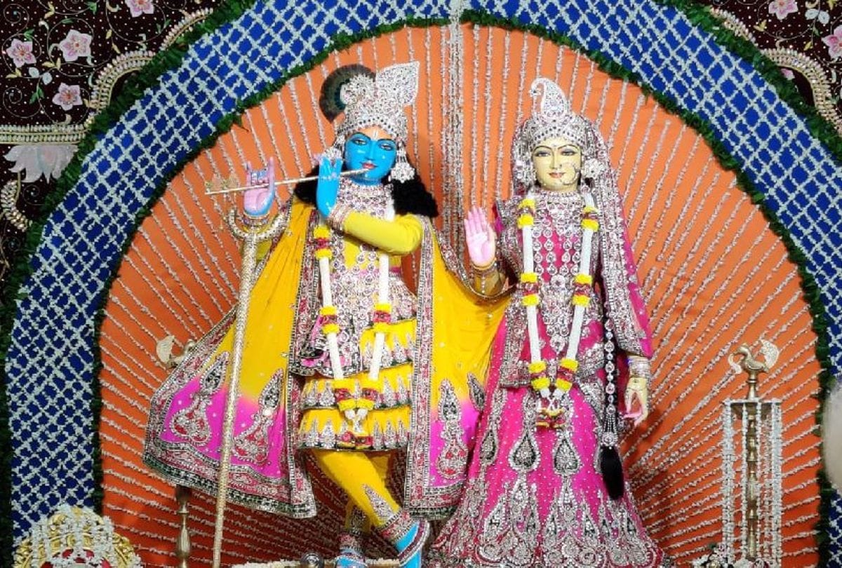 Shri Krishna Janmashtami 2021 Puja Vidhi in Hindi