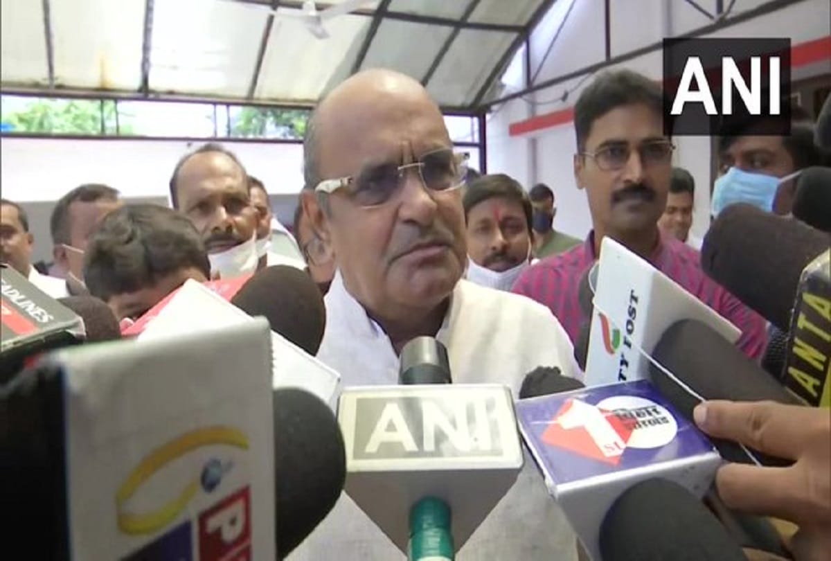 Bihar KC Tyagi said  Nitish has quality but in 2024 Modi will be the prime minister