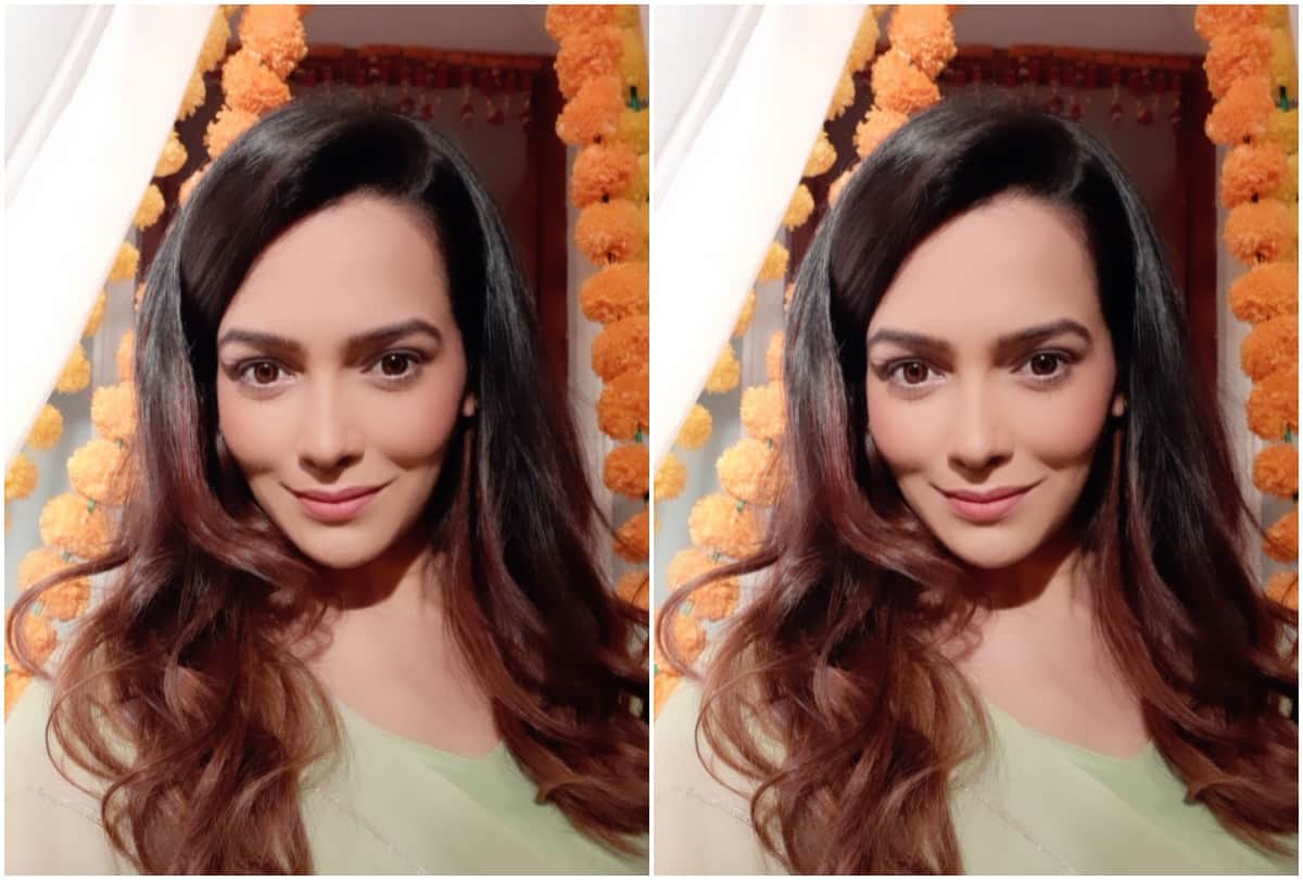 Samikssha batnagar speaks on playing sita in Delhi Luv Kush Ramlila kriti sanon deepika chikhalia