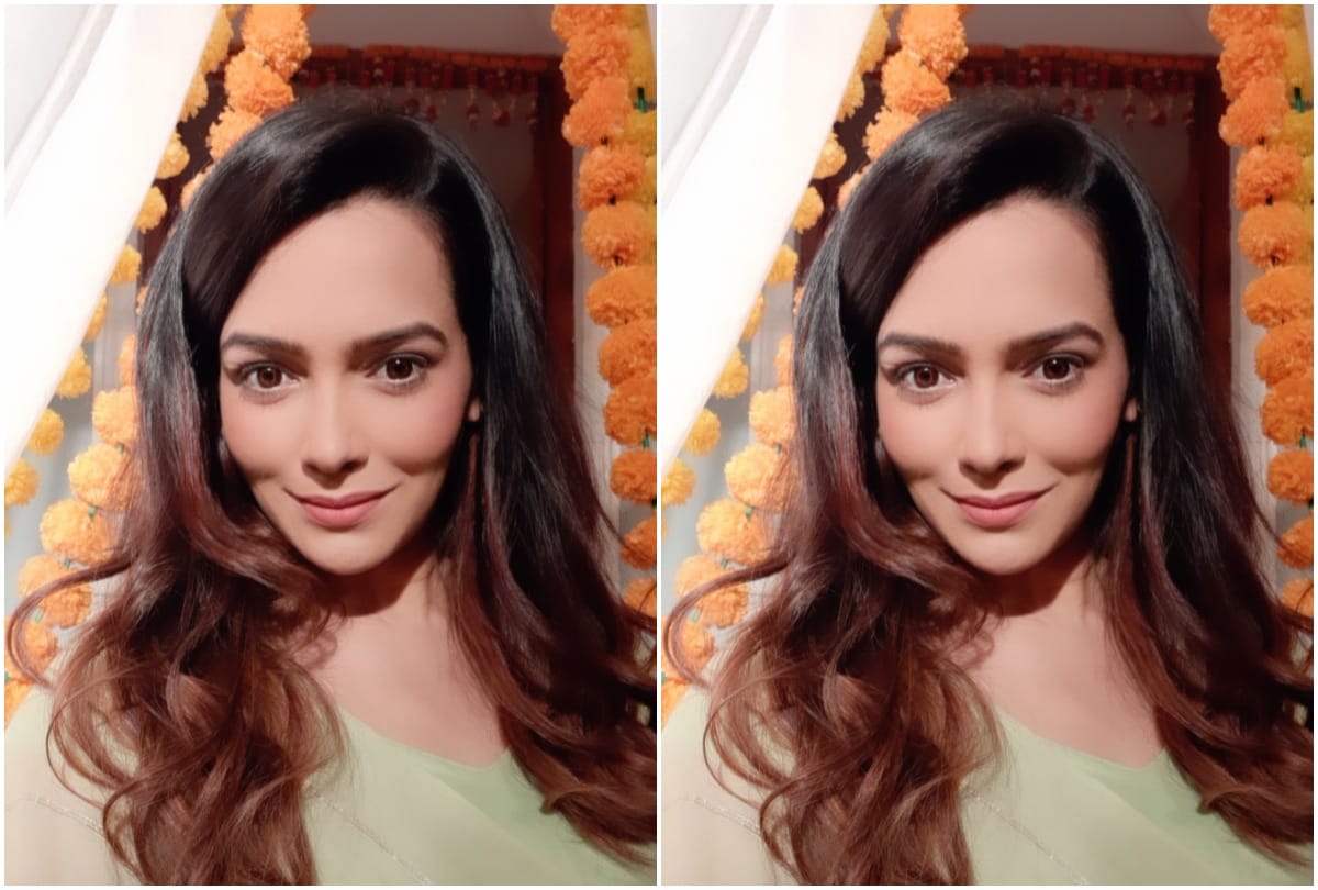 Samikssha batnagar speaks on playing sita in Delhi Luv Kush Ramlila kriti sanon deepika chikhalia
