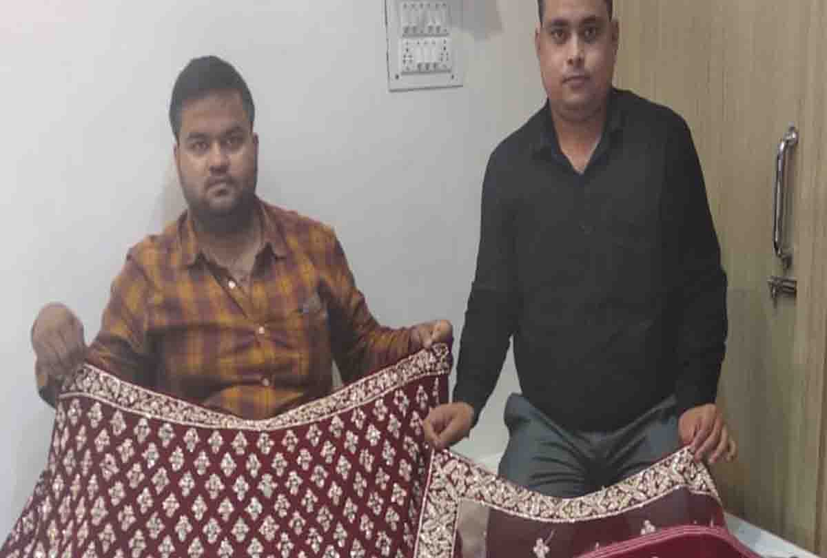 Their workmanship is commendable, zardozi clothes, janmashtami
