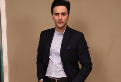 Ishita dutta back on television sceeen with thoda sa badal thoda sa pani opposite karan suchak