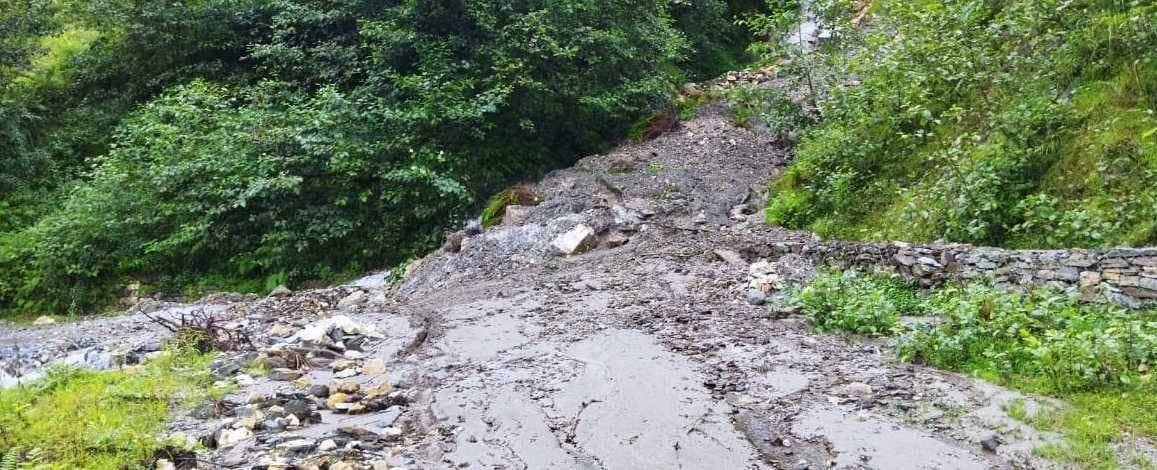Kapkot-Karmi motorway deteriorated, drivers and passengers are getting upset