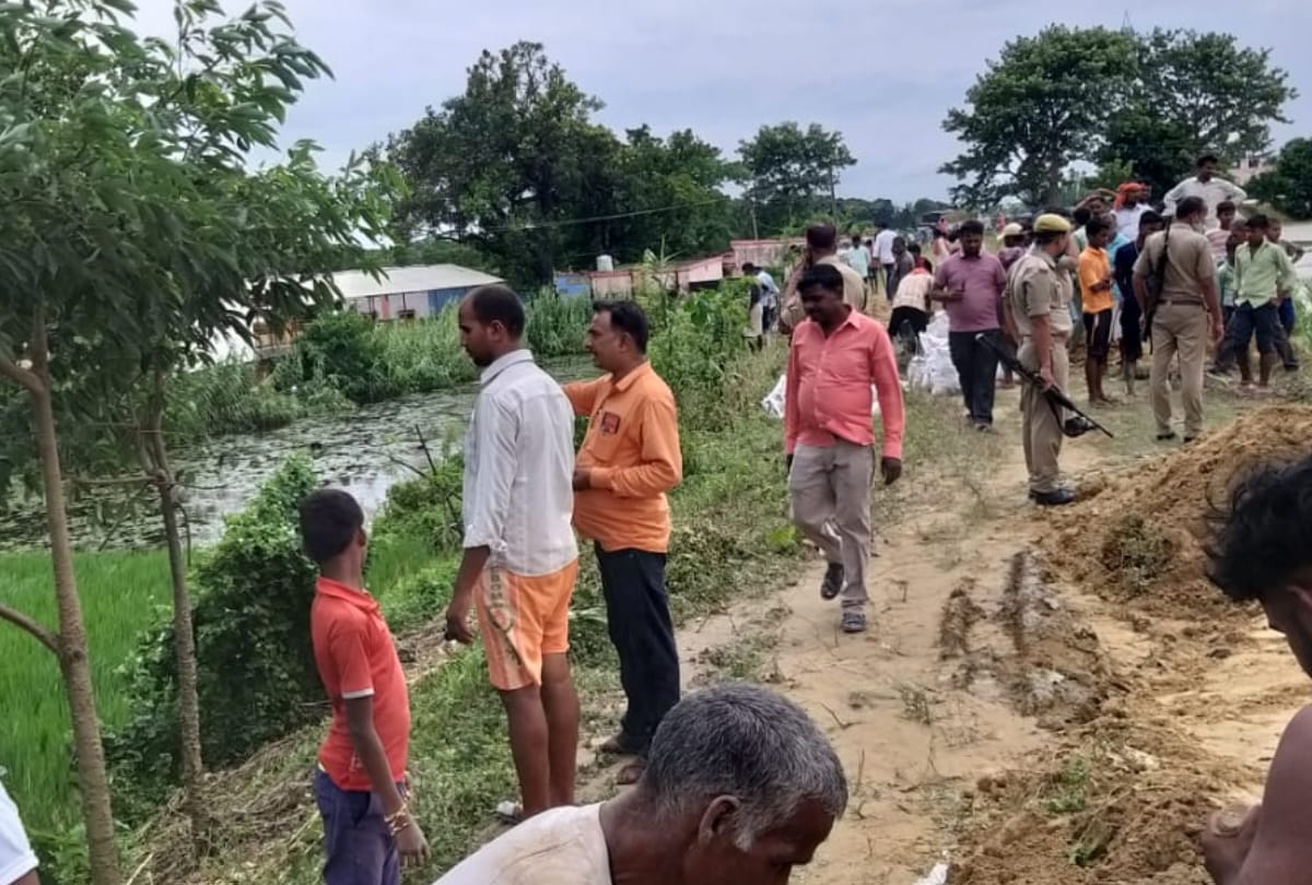 Flood in Siddharthnagar due to increased water level of rapti and budhi rapti danger