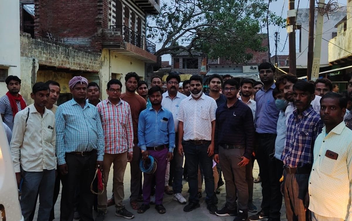 Hathras: Raids and caught electricity theft at 25 places