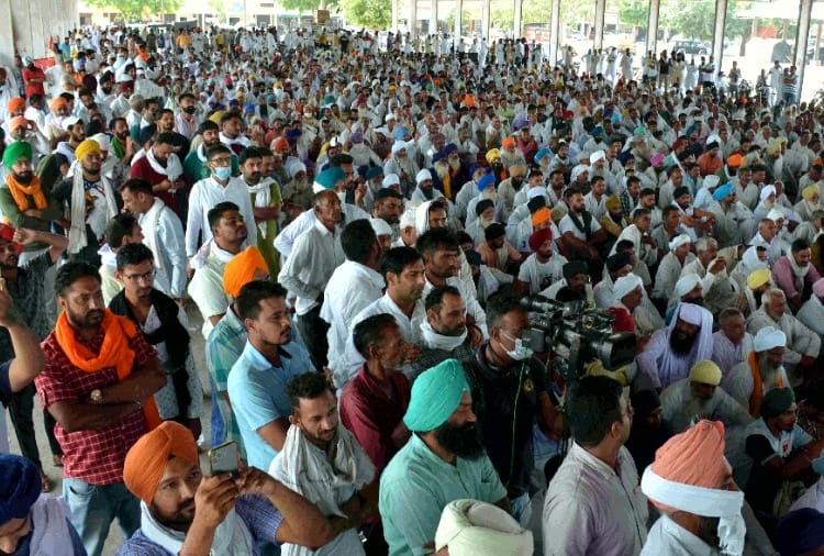 Farmers Mahapanchayat to protest against lathi charge in Karnal of Haryana