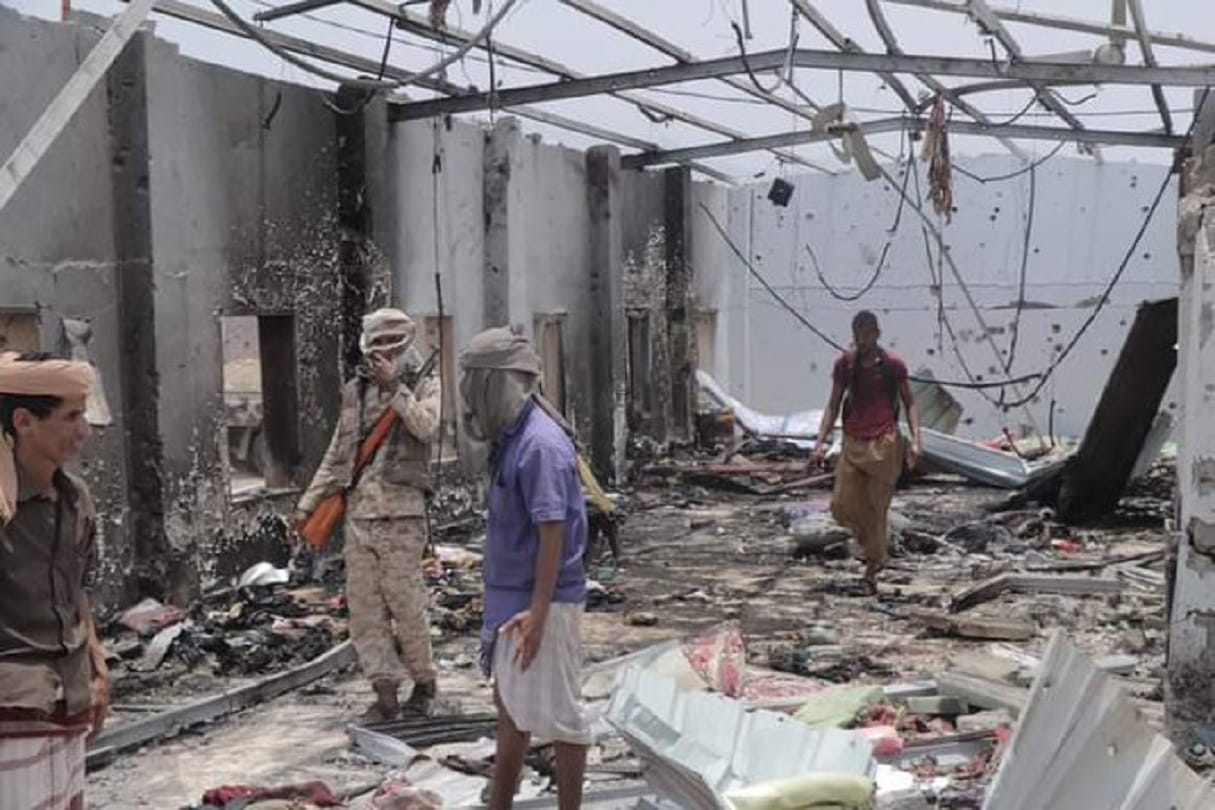 30 soldiers killed and 65 injured in missile, drone attack on military airport in Yemen