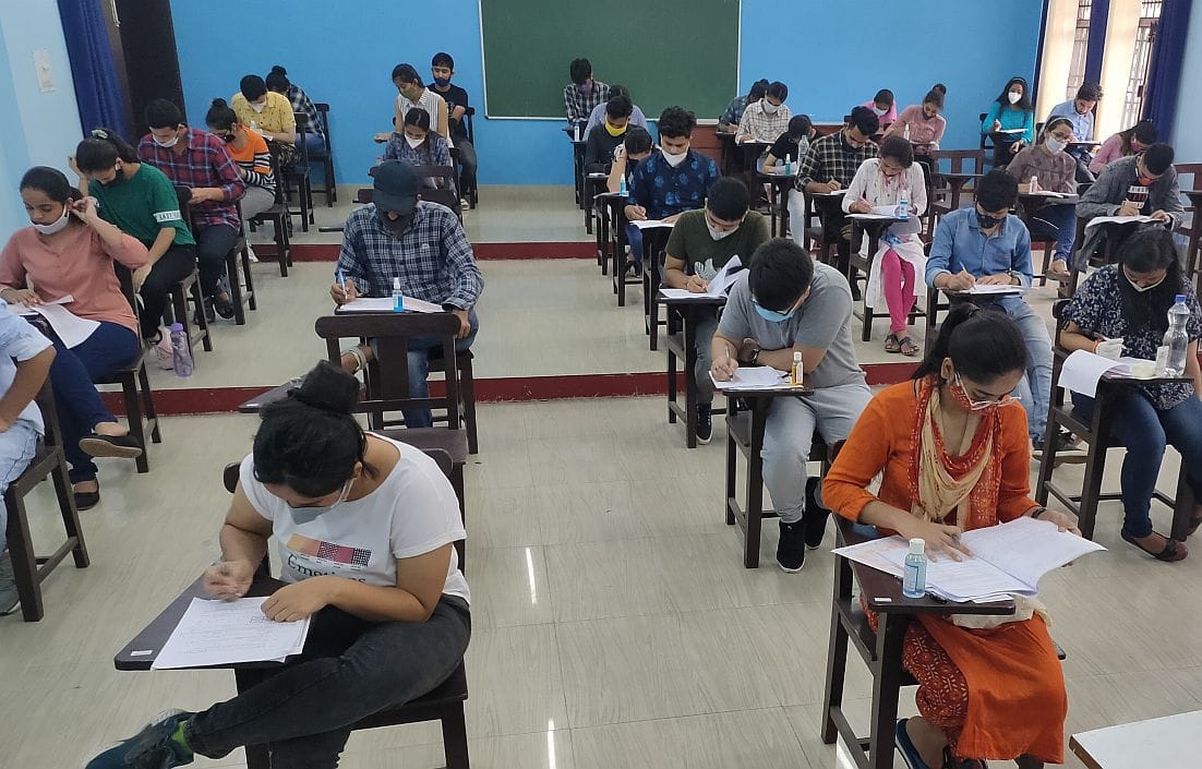 974 Student sit in entrance exam