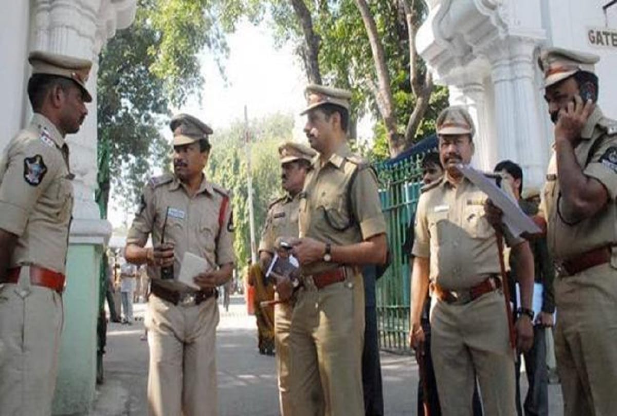 Chhattisgarh: Clashes between two groups over removal of religious flags, prohibitory orders imposed