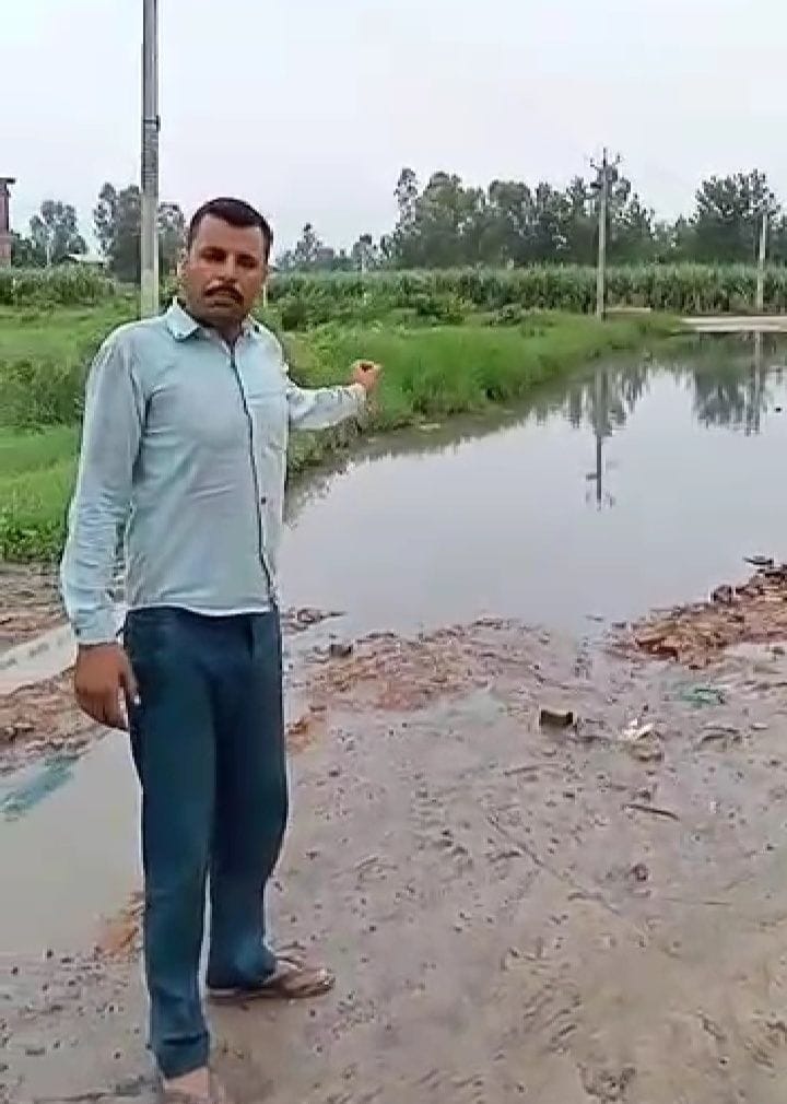 Villagers upset due to waterlogging on the main road