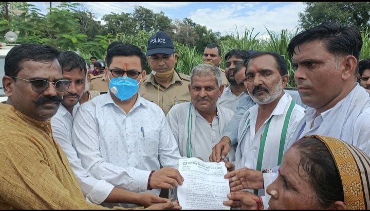 Opposed the lathi charge on farmers