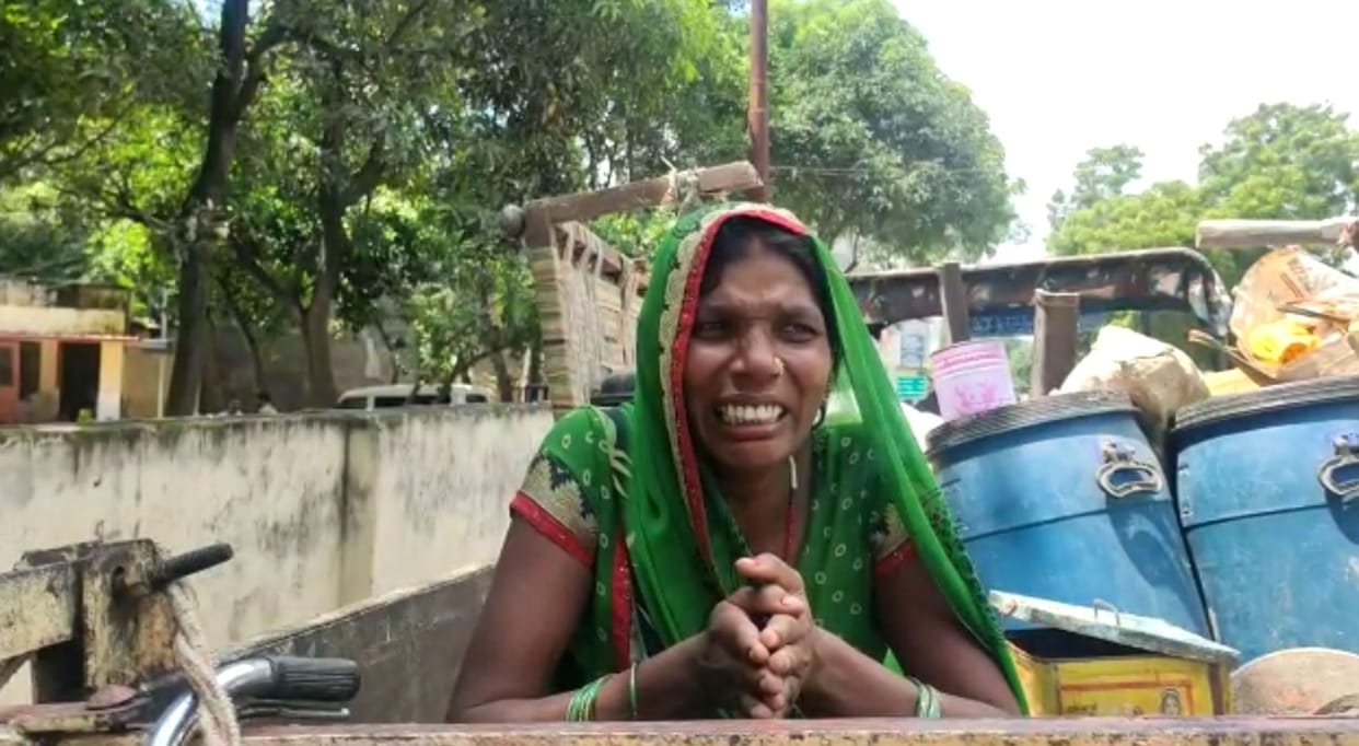 Women reached police station with loaded tractor