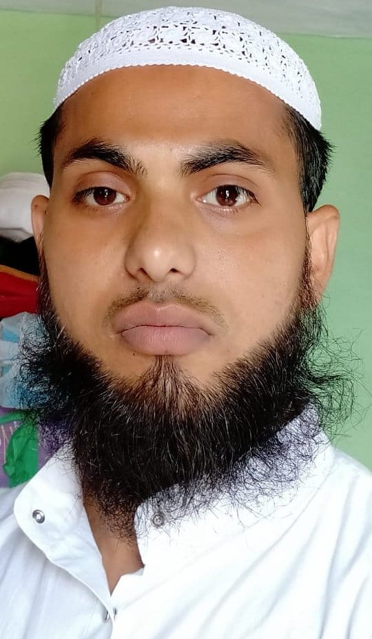 Subject teachers in madrasas for the development of Hindi