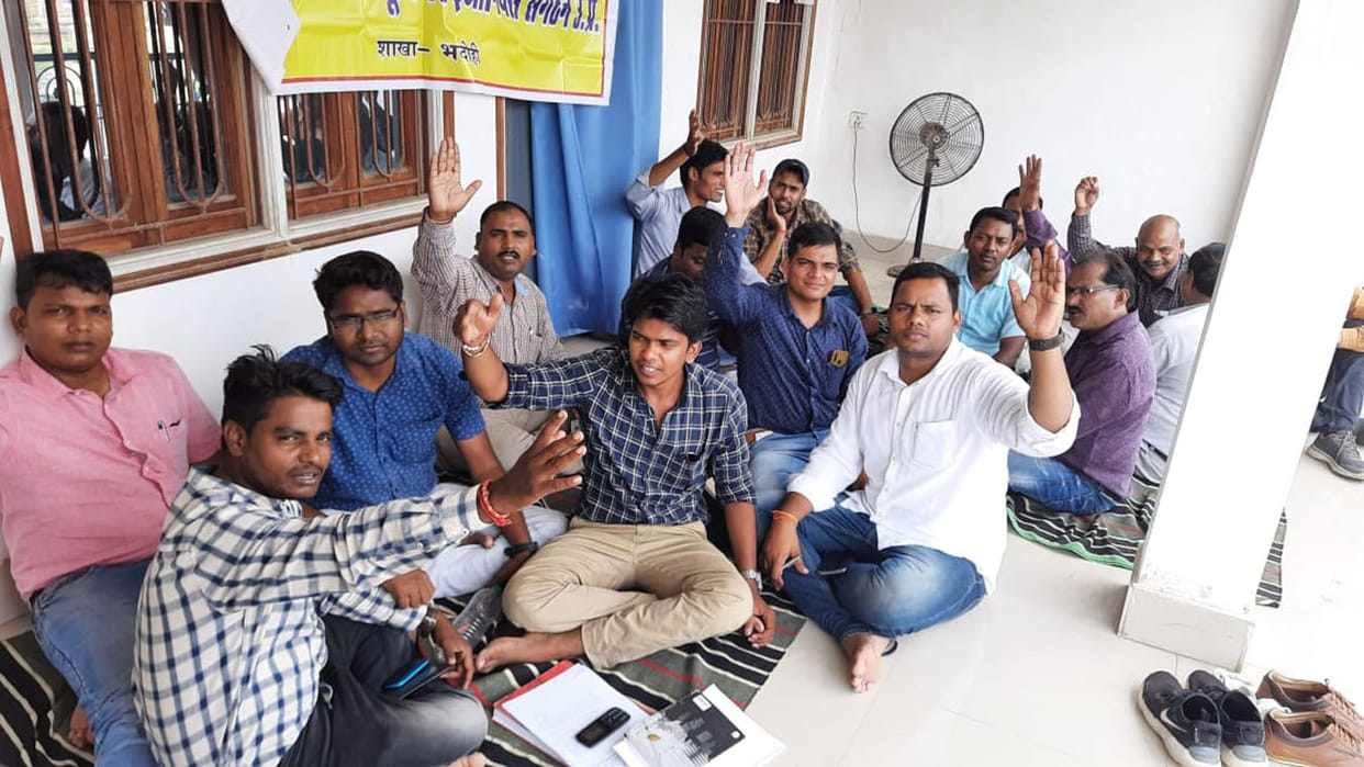 Junior Engineers demonstrated at the Superintending Engineer's Office