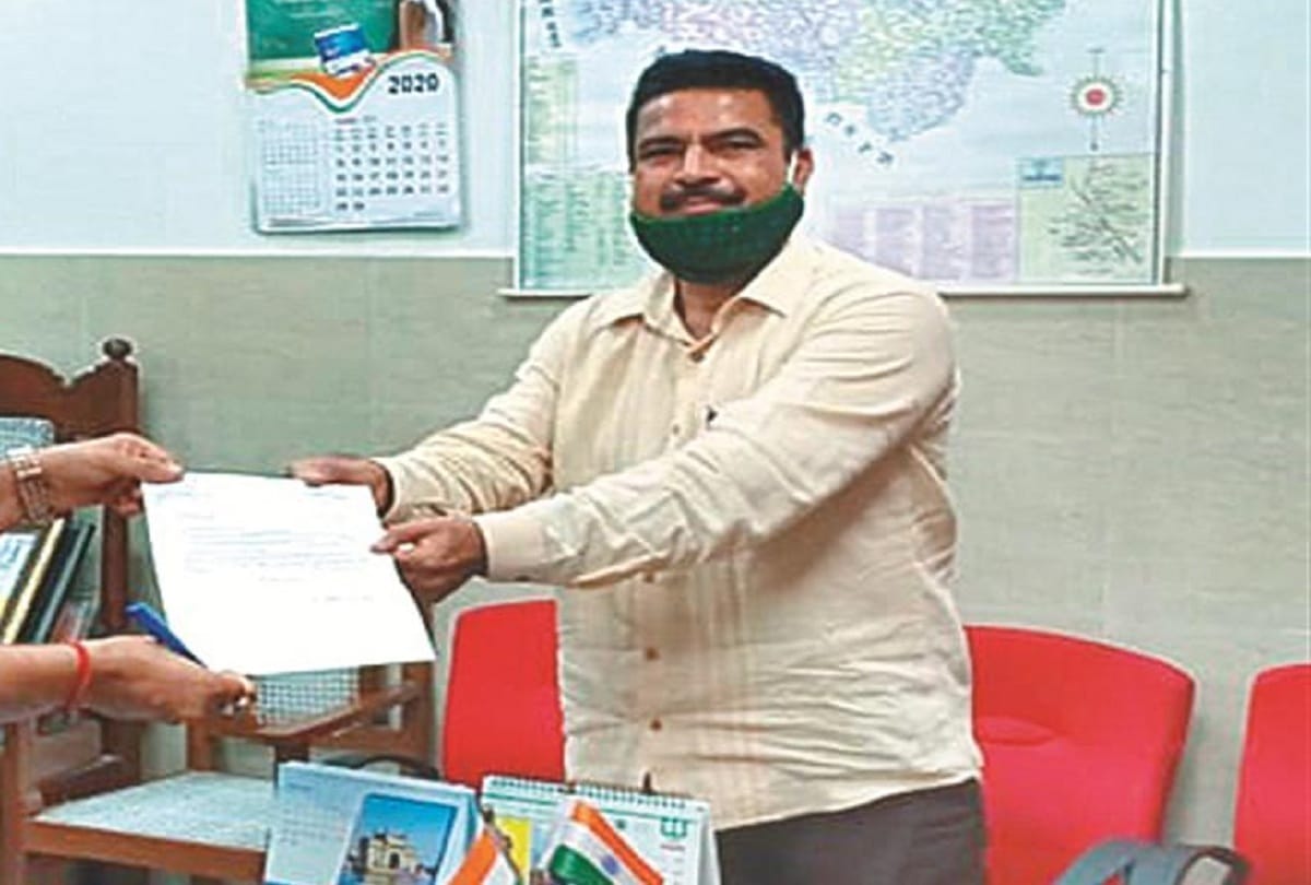 Ajit Balyan joins BJP Ajit Balyan joined the BJP in presence of state president Swatantra Dev Singh