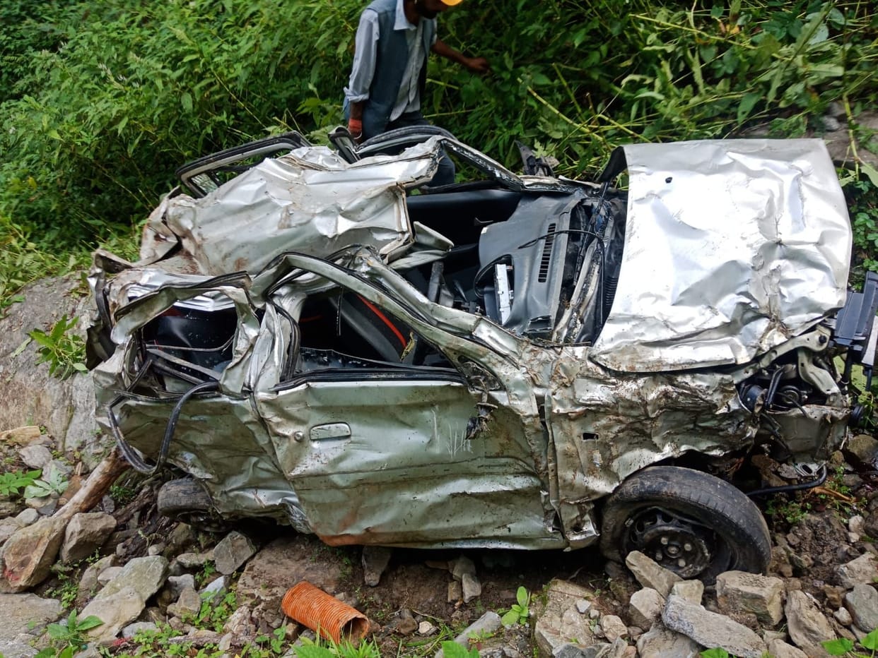 car accident two died in narkanda baghi road nearr parmeshwar dhank