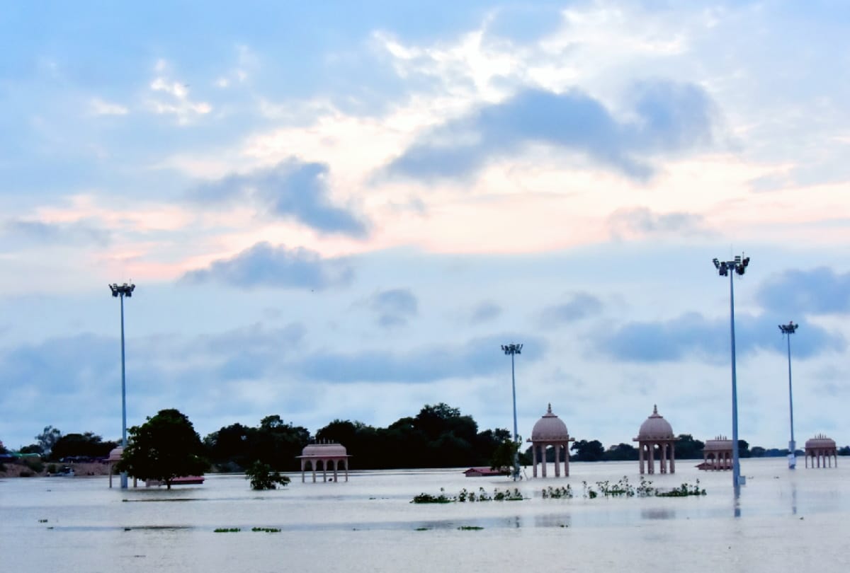 Gorakhpur Rapti River Flood News: Gorakhpur Rapti river reaches 23 cm and above danger mark