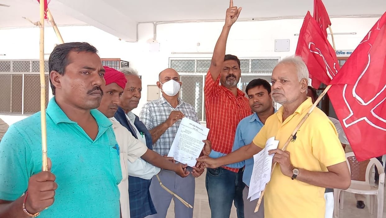 protest in dm office