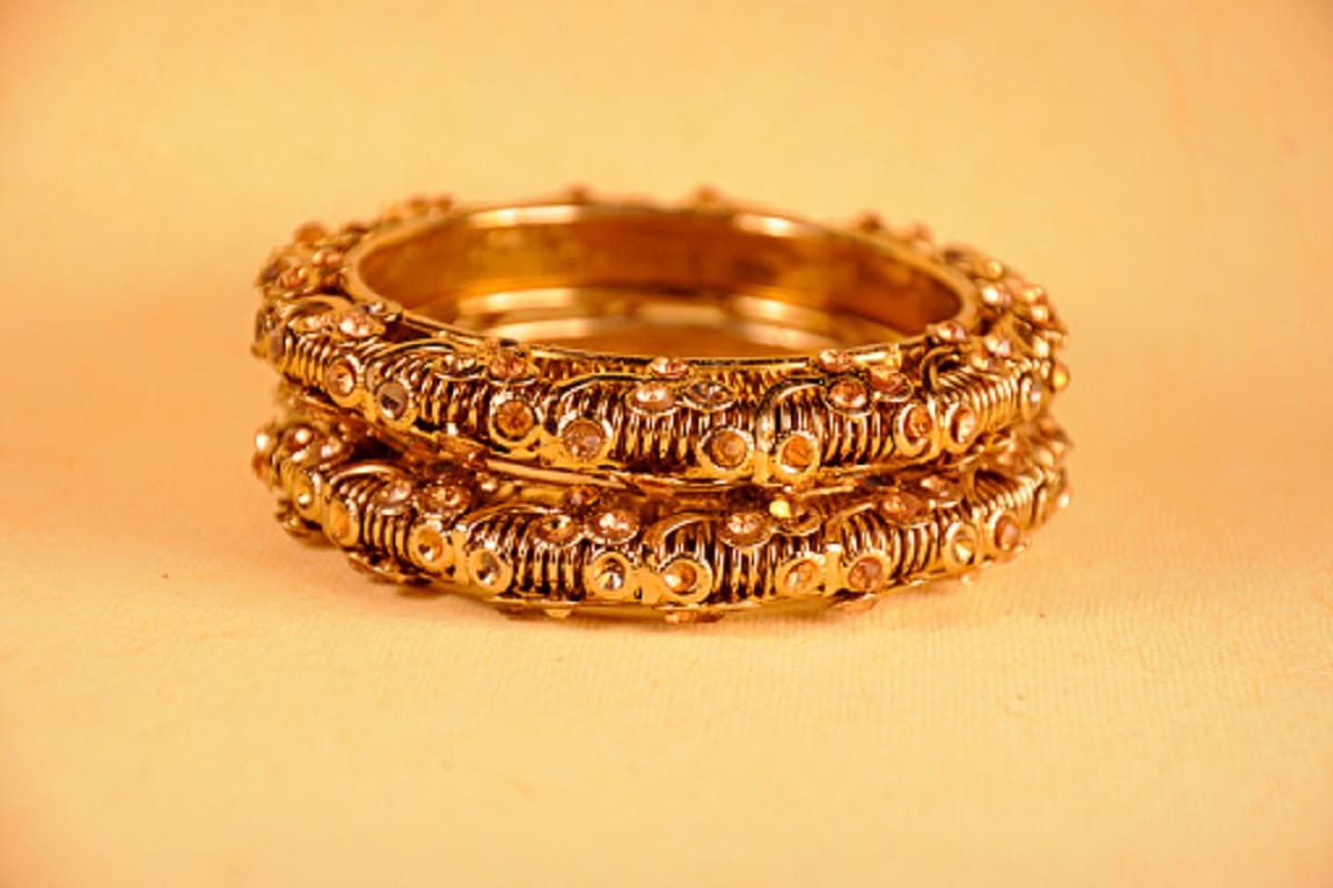gold silver price today on september 6 Gold MCX fall after strong gains the previous session