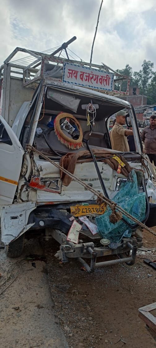 four injured in road accident