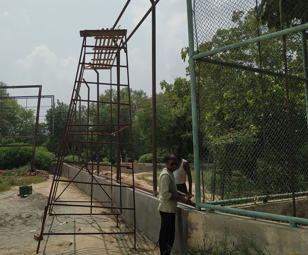 The road to the stadium will be reconstructed with Rs 48 lakh