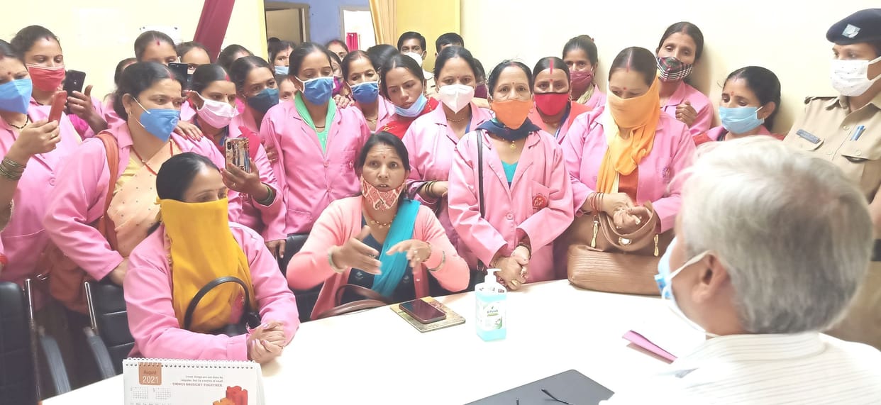Asha surrounded the CMO