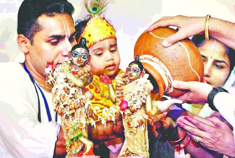 People celebrated Krishna Janmashtami in Chandigarh