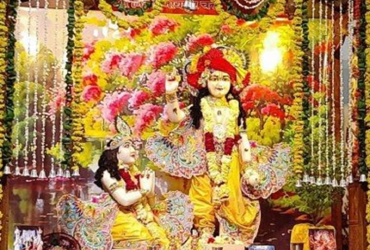 Krishna Janmashtami 2022 How Many Wives Did Krishna Have Know Krishna Ki Patrani Ke Naam In Hindi
