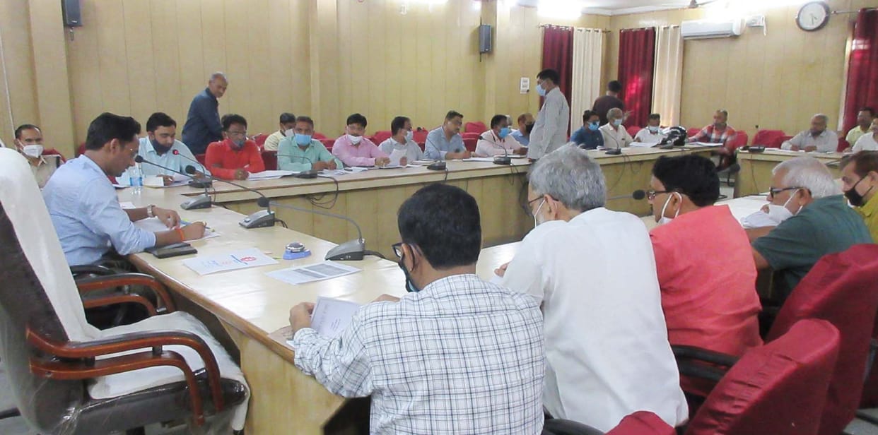 Notice to XEN missing from Udyog Bandhu's meeting