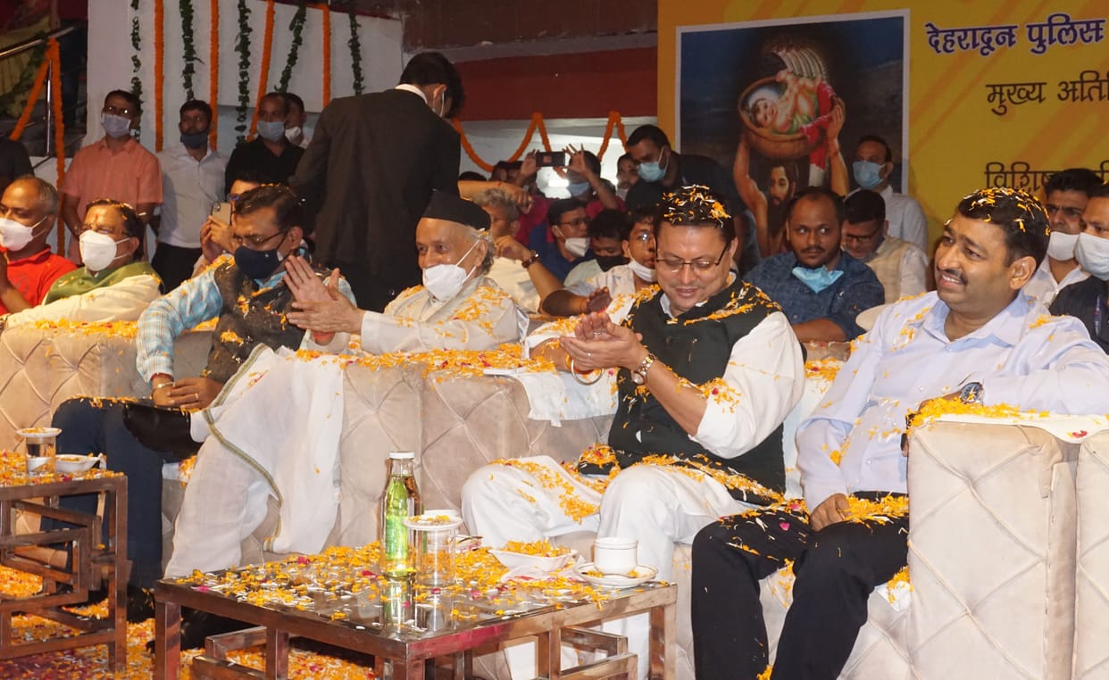 The performance of the artists of Vrindavan in the police line made me happy
