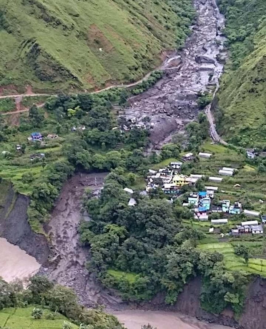 uttarakhand latest news update: lake build in kali river due to heavy landslide